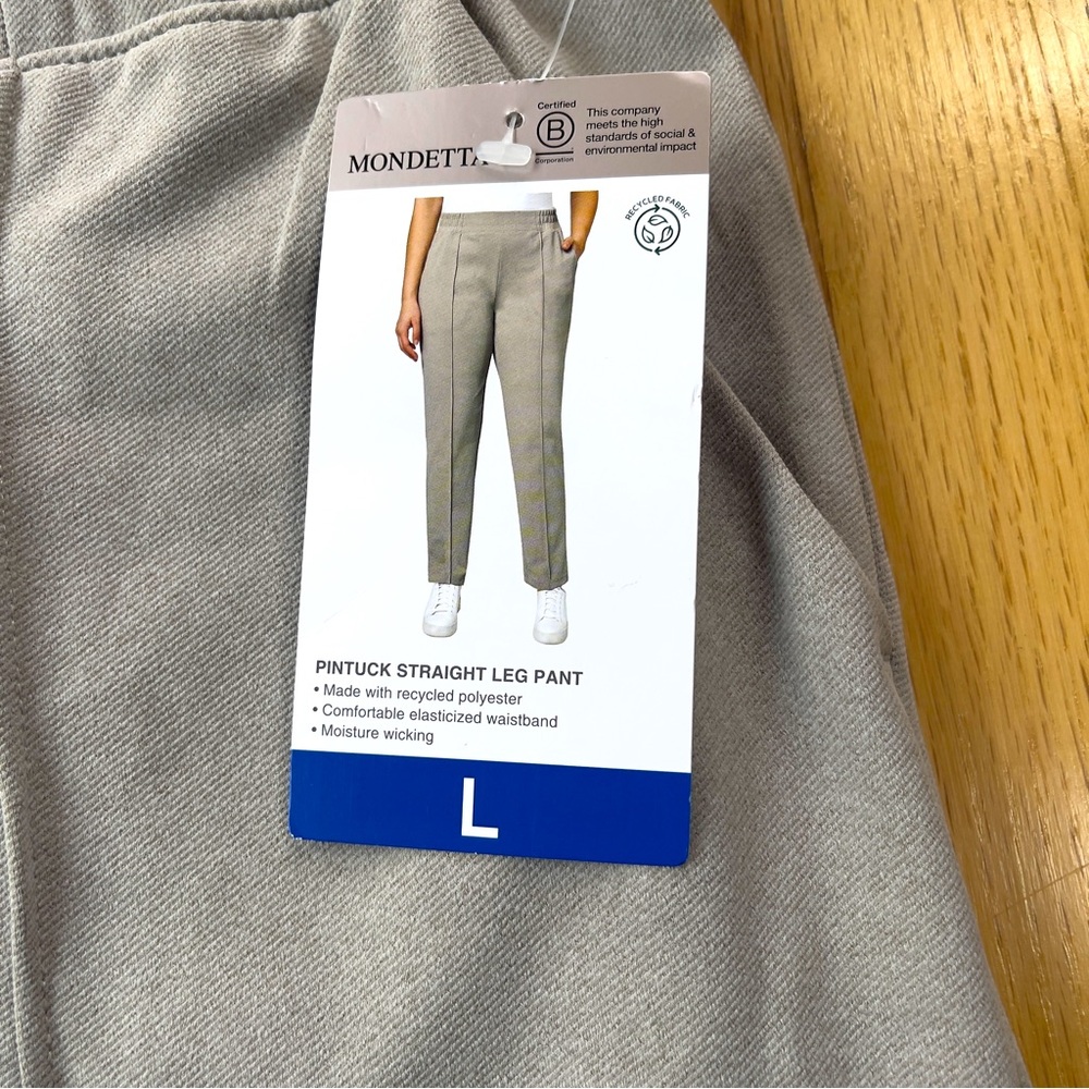Mondetta Women's Pintuck Straight Leg Pants